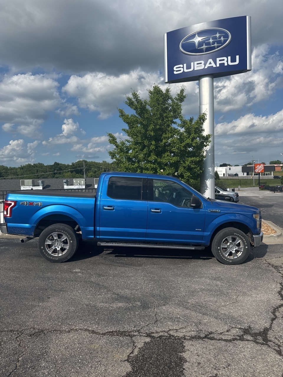 Used 2015 Ford F-150 XLT with VIN 1FTEW1EP2FKE39813 for sale in Kansas City, MO