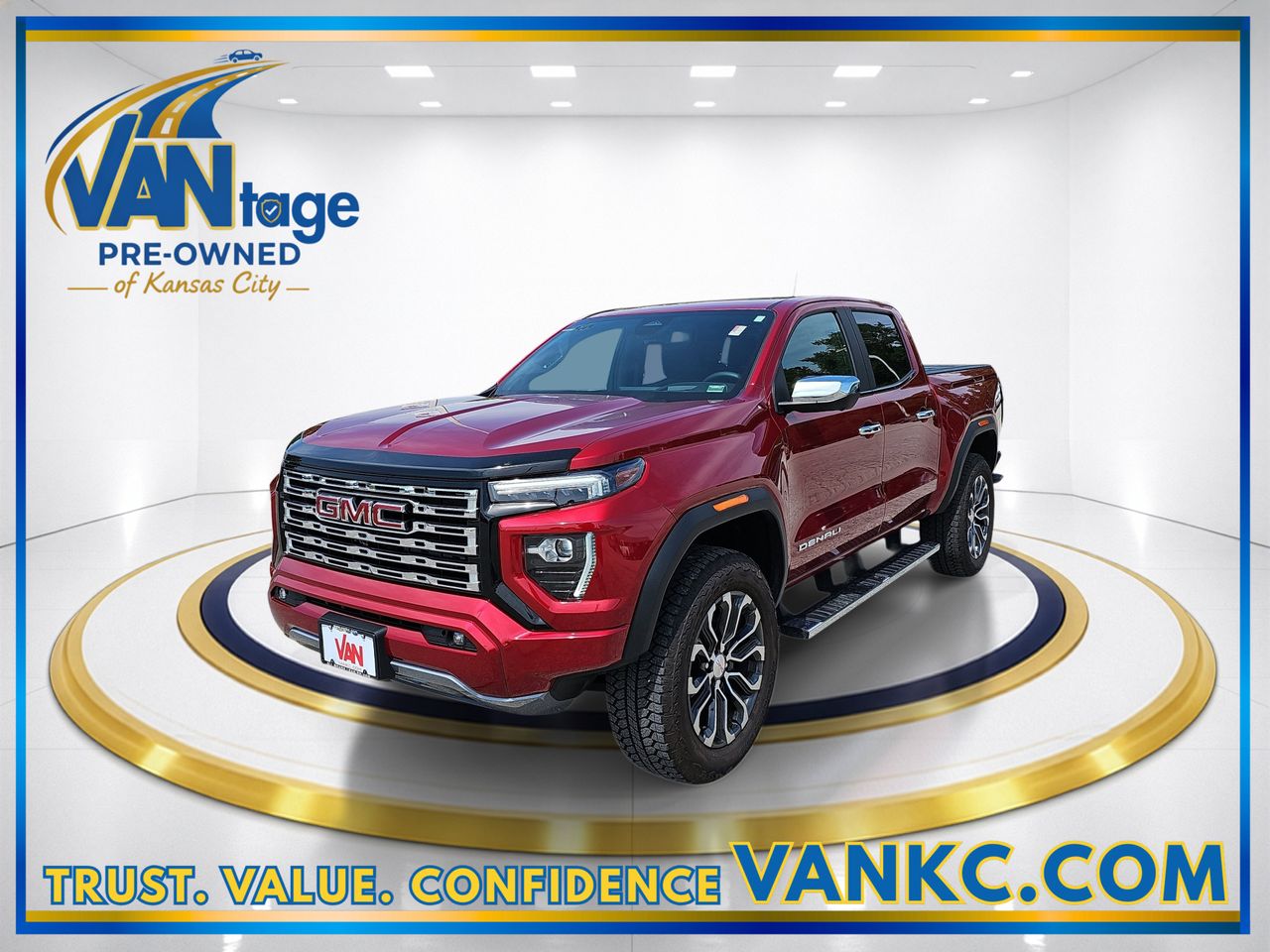 2025 GMC Canyon 4WD Denali Crew Cab Short Box's photo