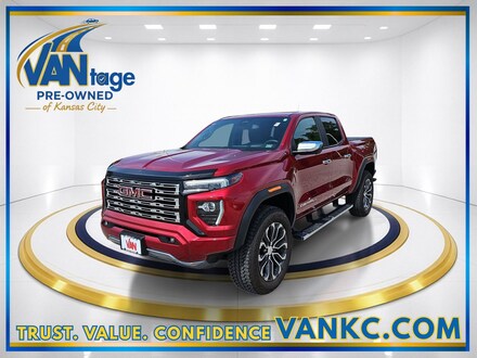 2025 GMC Canyon Denali Truck