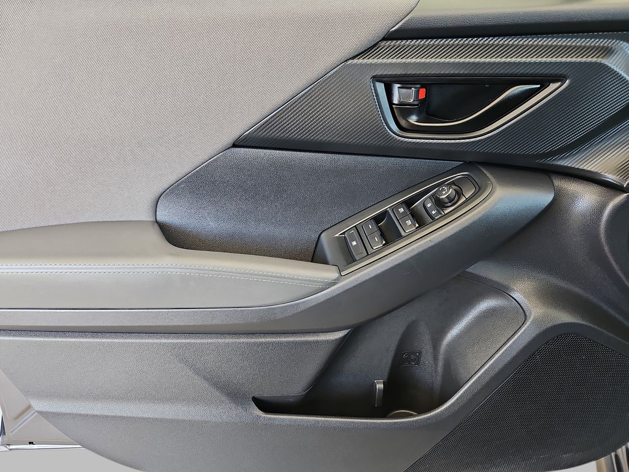 Used 2024 Gray Metallic Subaru Premium image 31