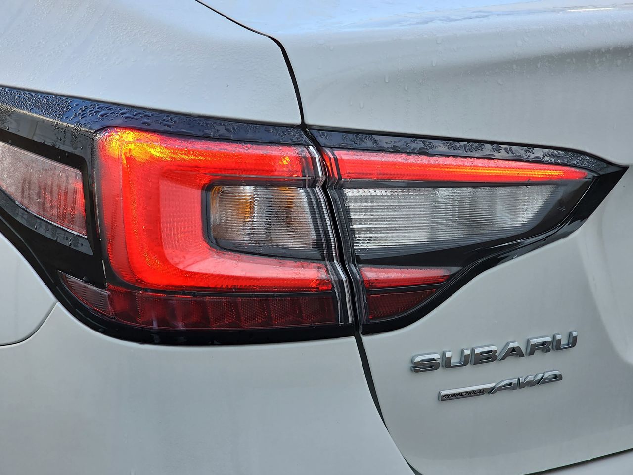 Used 2025 Crystal White Pearl Subaru Premium image 37