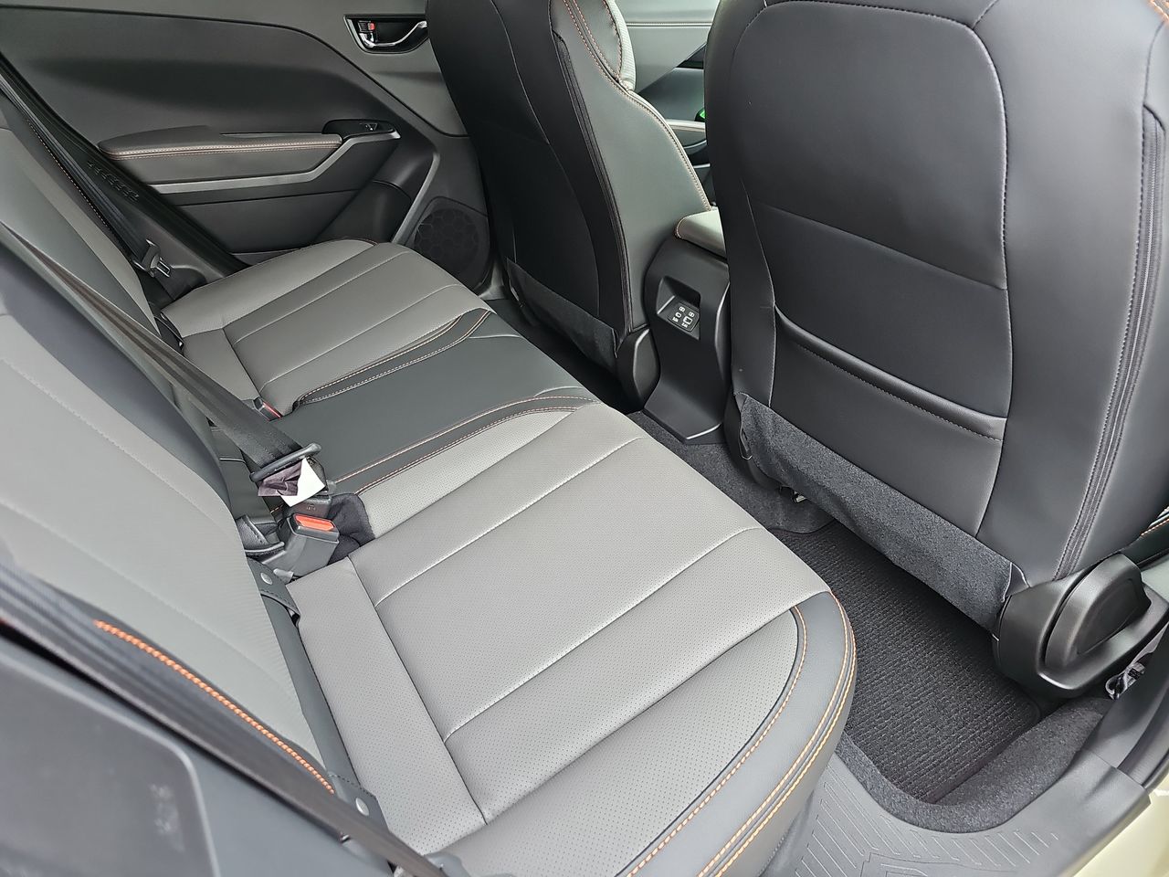 New 2026 Sand Dune Pearl Subaru Limited Hybrid image 11