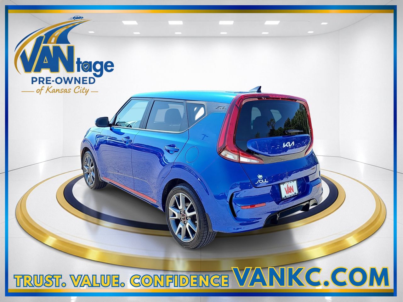 Used 2022 Neptune Blue Kia GT-Line image 9