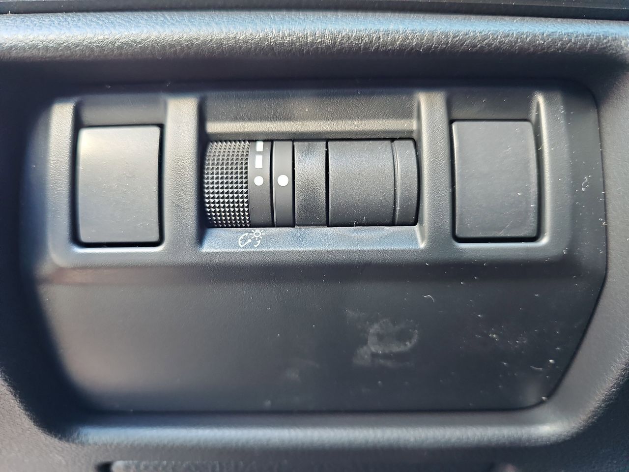 New 2026 Ice Silver Subaru Limited image 23