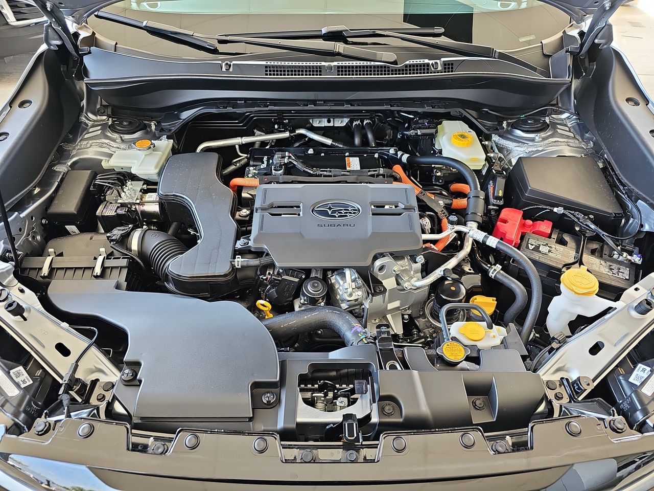 New 2026 Ice Silver/Crystal Black Silica Subaru Touring Hybrid image 33