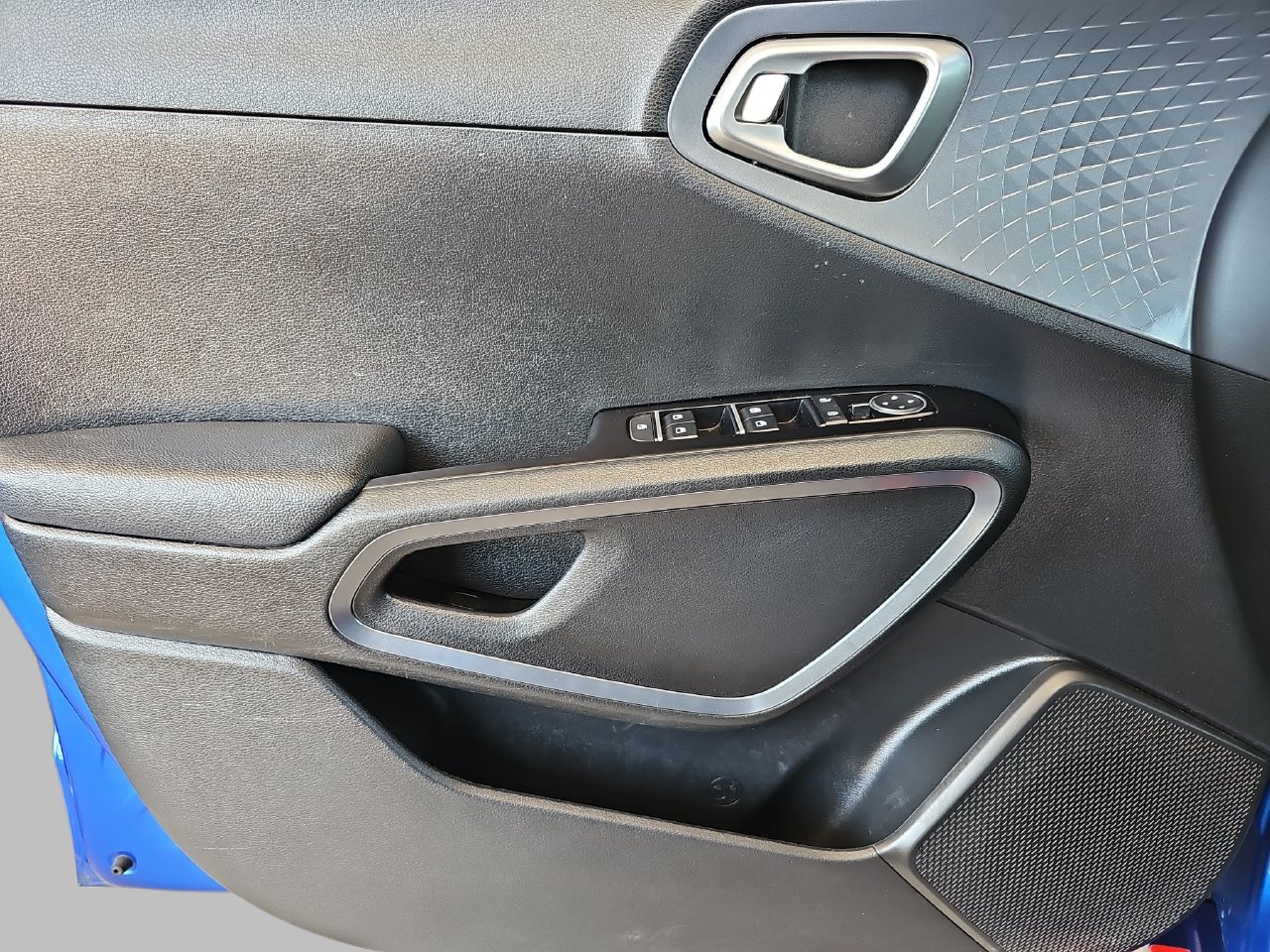 Used 2022 Neptune Blue Kia GT-Line image 32