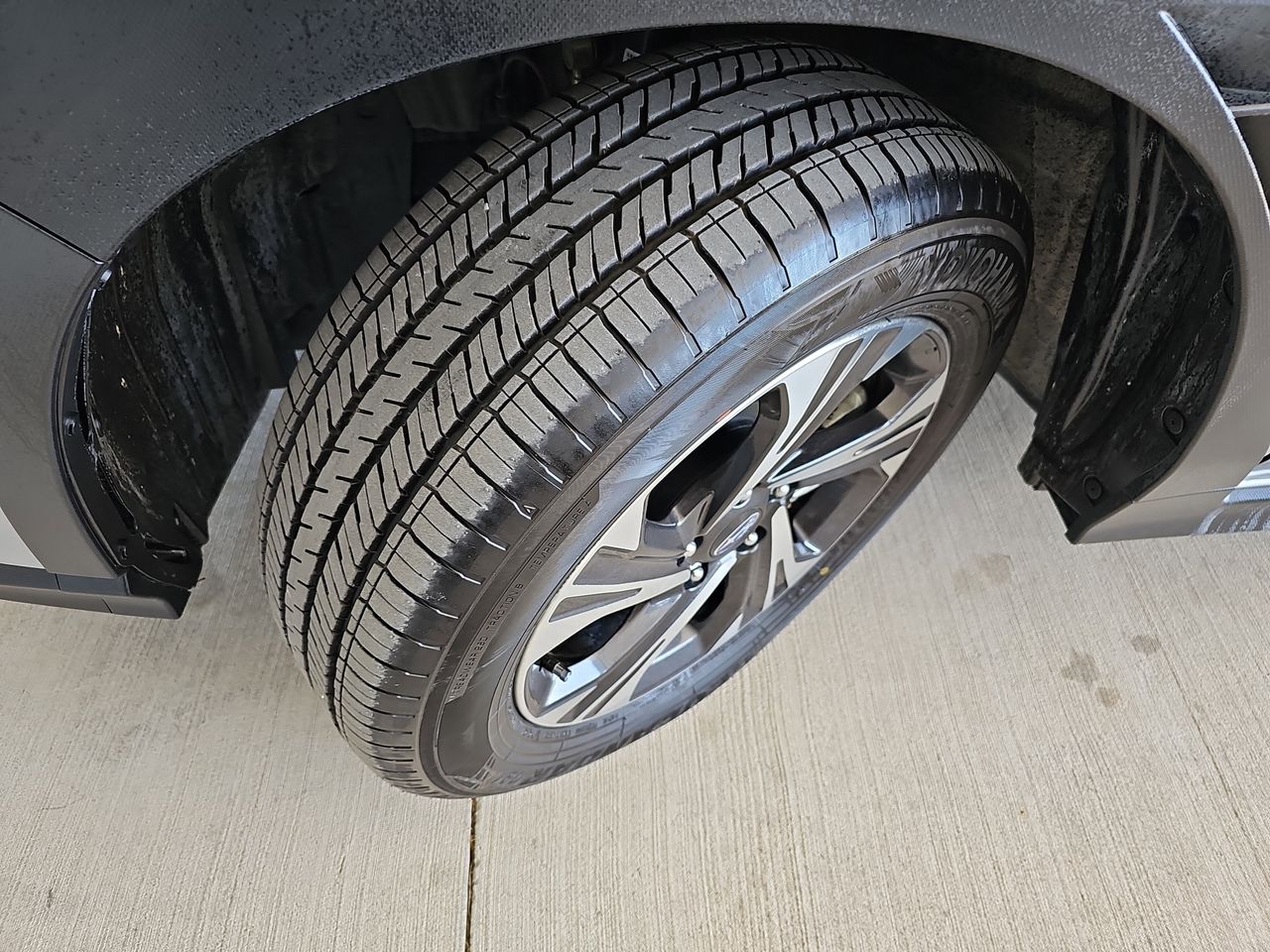 Certified Used 2026 Ice Silver Metallic Subaru Premium image 38