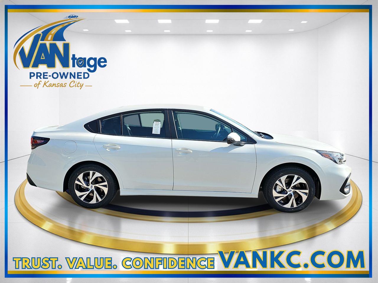 View vehicle photo 5