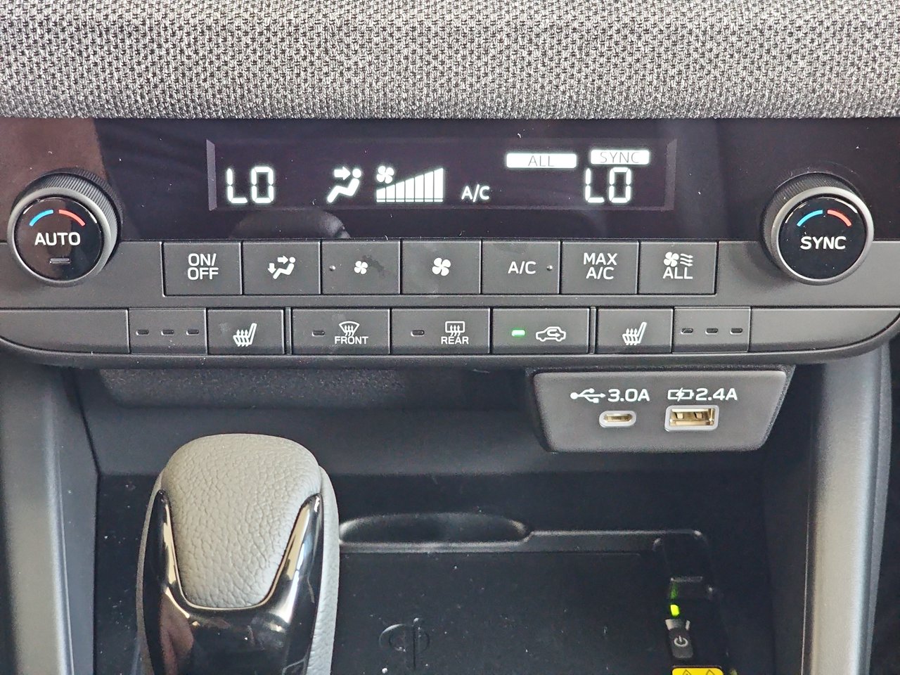 New 2026 Crystal Black Silica Subaru Premium image 22