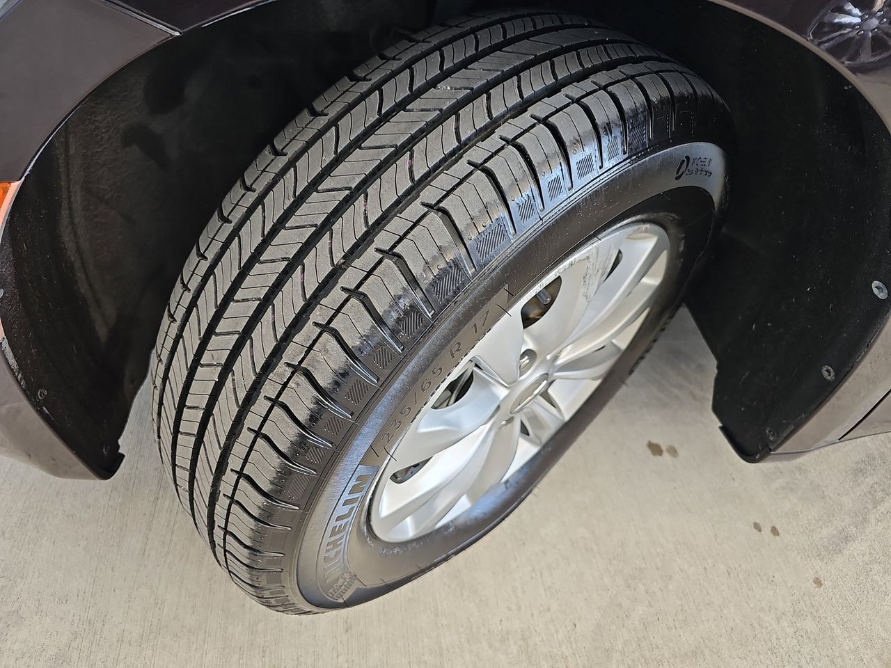 Used 2017 Dark Cordovan Pearlcoat Chrysler Touring L image 38