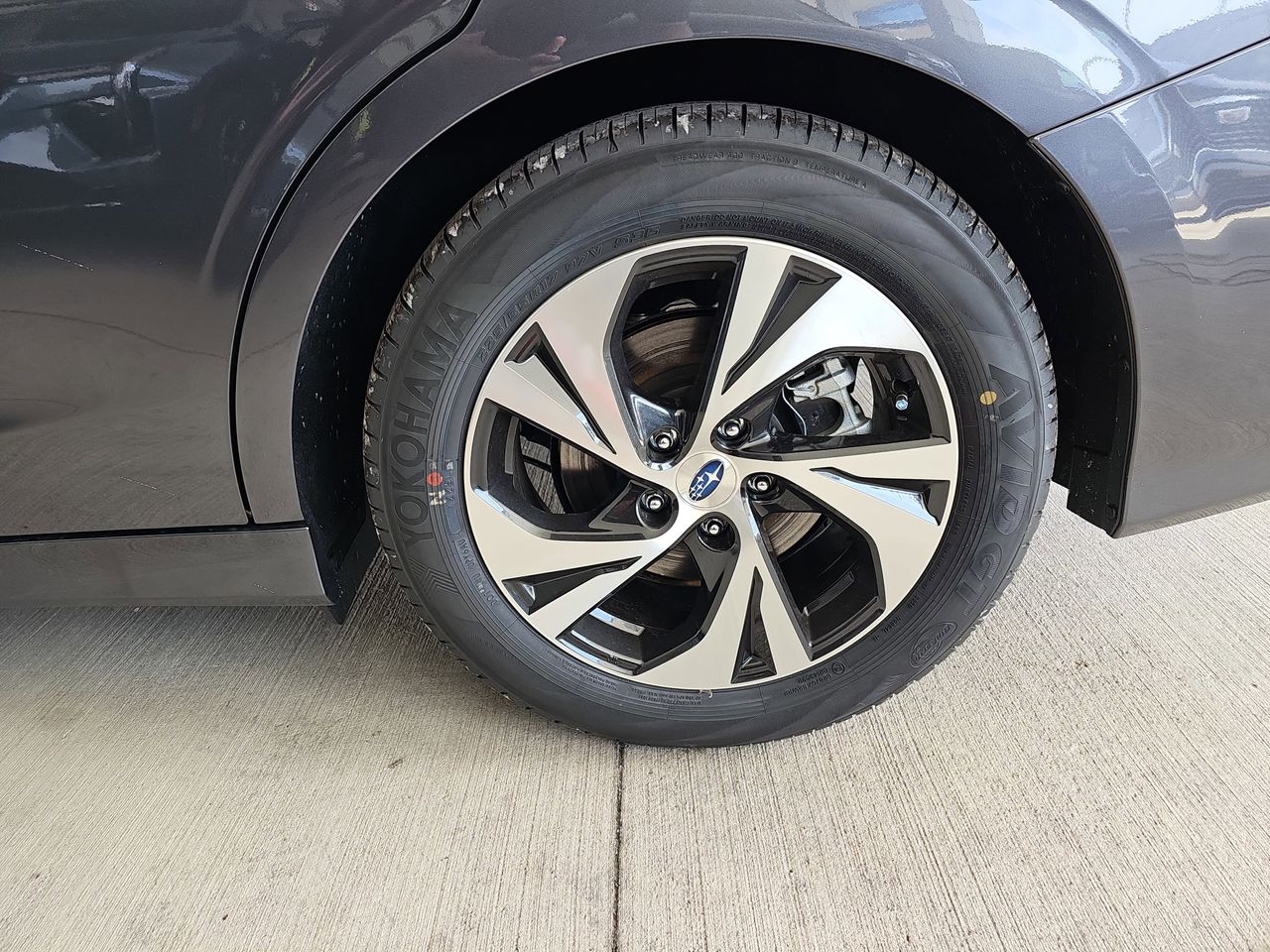 Certified Used 2025 Gray Metallic Subaru Premium image 37