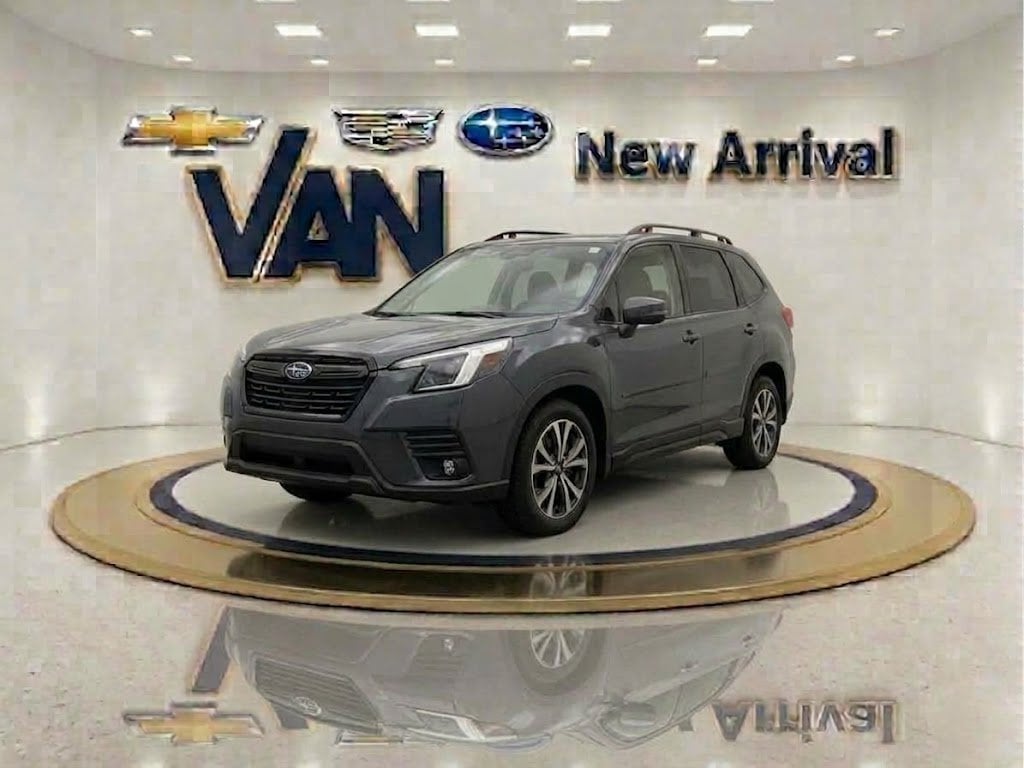 Used 2024 Subaru Forester Limited with VIN JF2SKALC0RH477073 for sale in Kansas City