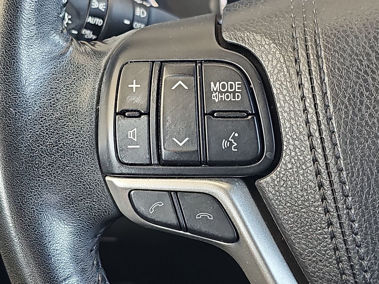 Used 2018 Midnight Black Metallic Toyota Limited image 23