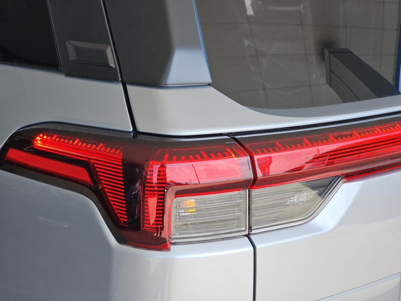 New 2026 Ice Silver Subaru Premium image 37