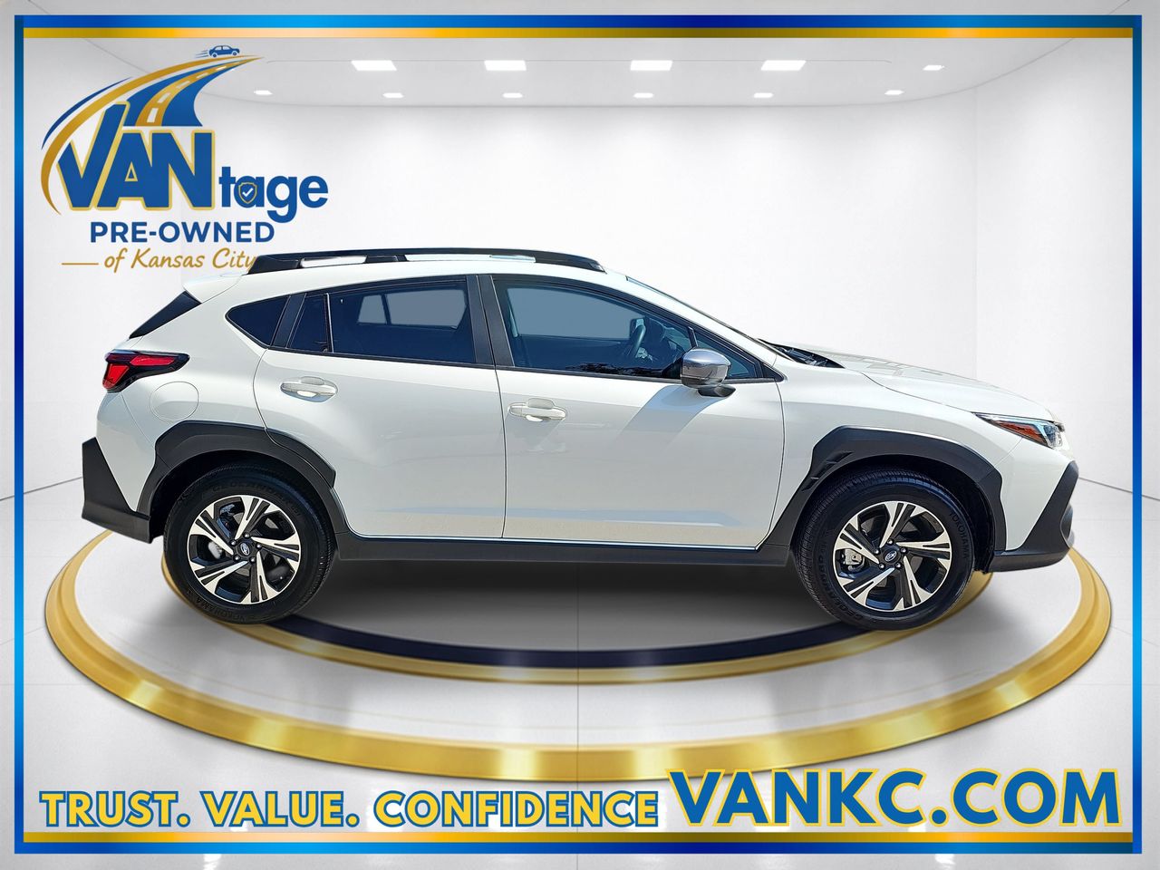 Used 2026 Crystal White Pearl Subaru Premium image 5