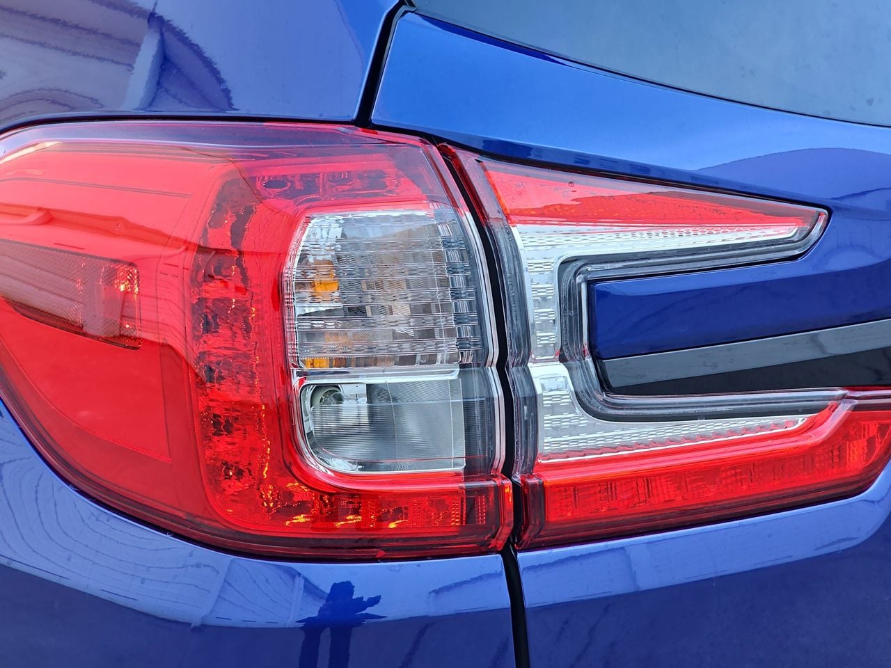 New 2026 Sapphire Blue Pearl Subaru Limited Bronze Edition 7-Passenger image 36