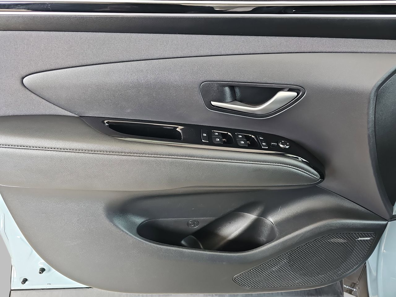 Used 2022 Blue Stone Hyundai Limited image 31