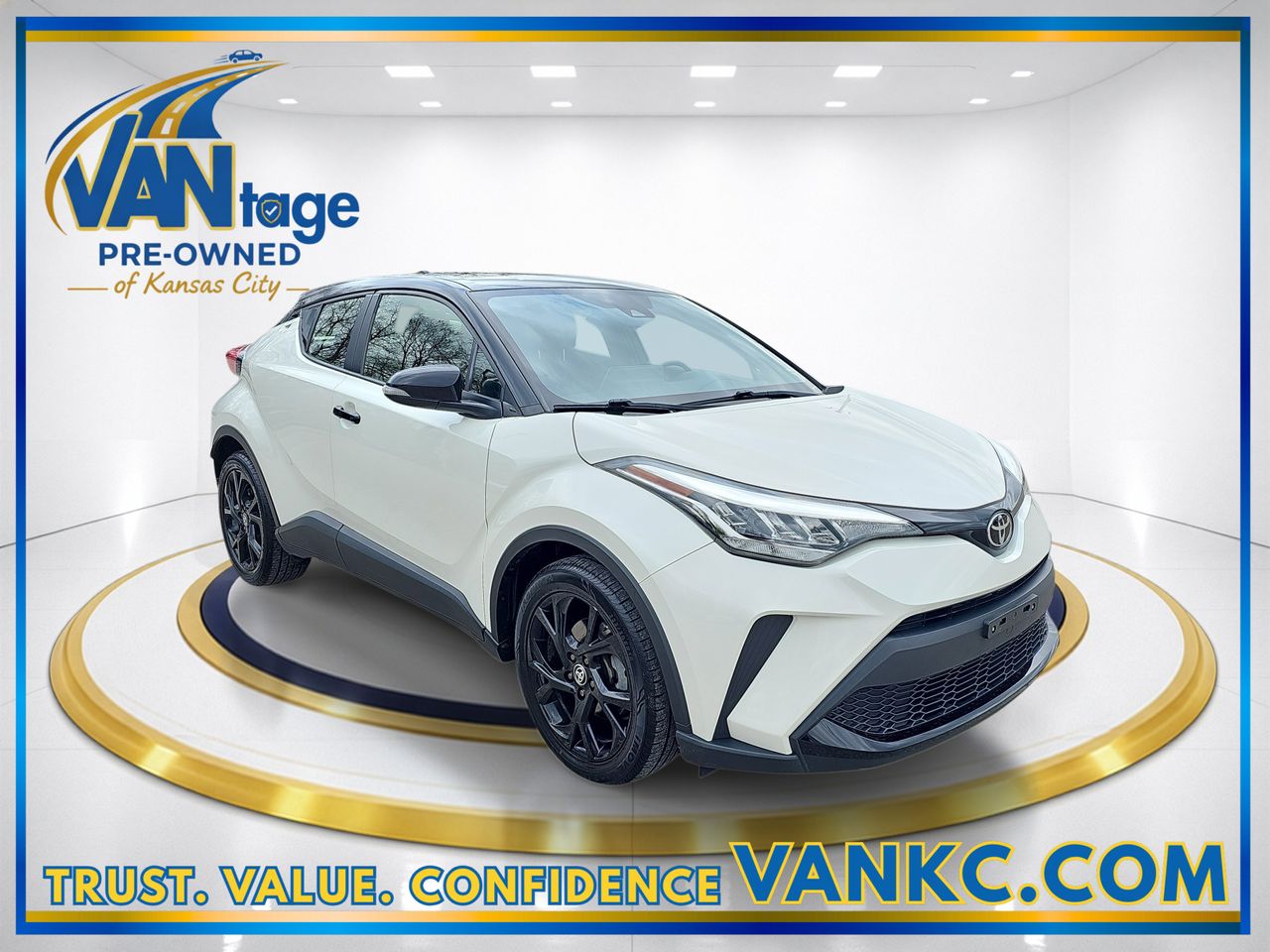 Used 2021 Blizzard Pearl w Black Roof Toyota Nightshade image 3
