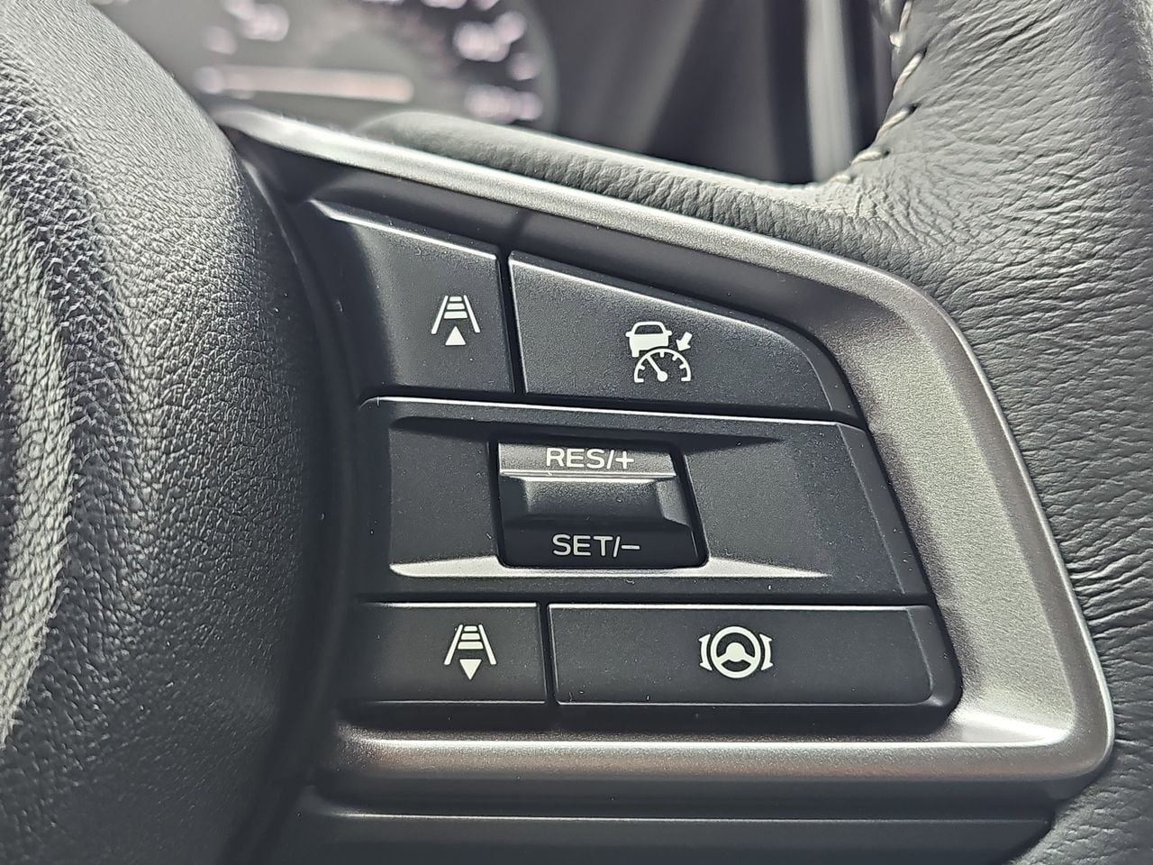 New 2026 Crystal White Pearl Subaru Premium 7-Passenger image 19