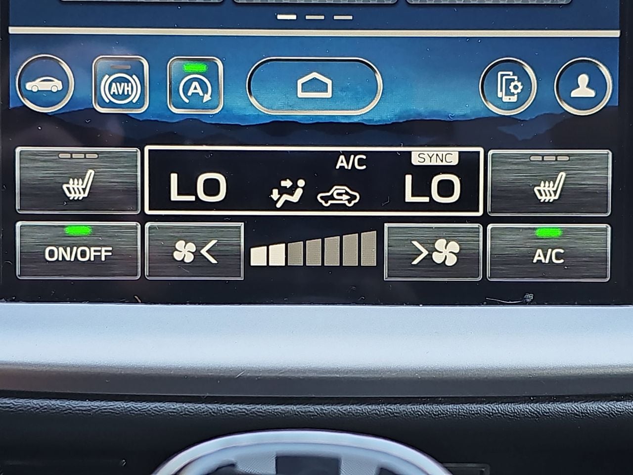 Certified Used 2025 Crystal White Pearl Subaru Premium image 26