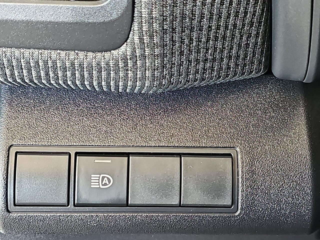 Certified Used 2023 Smoked Carbon Subaru Premium image 31