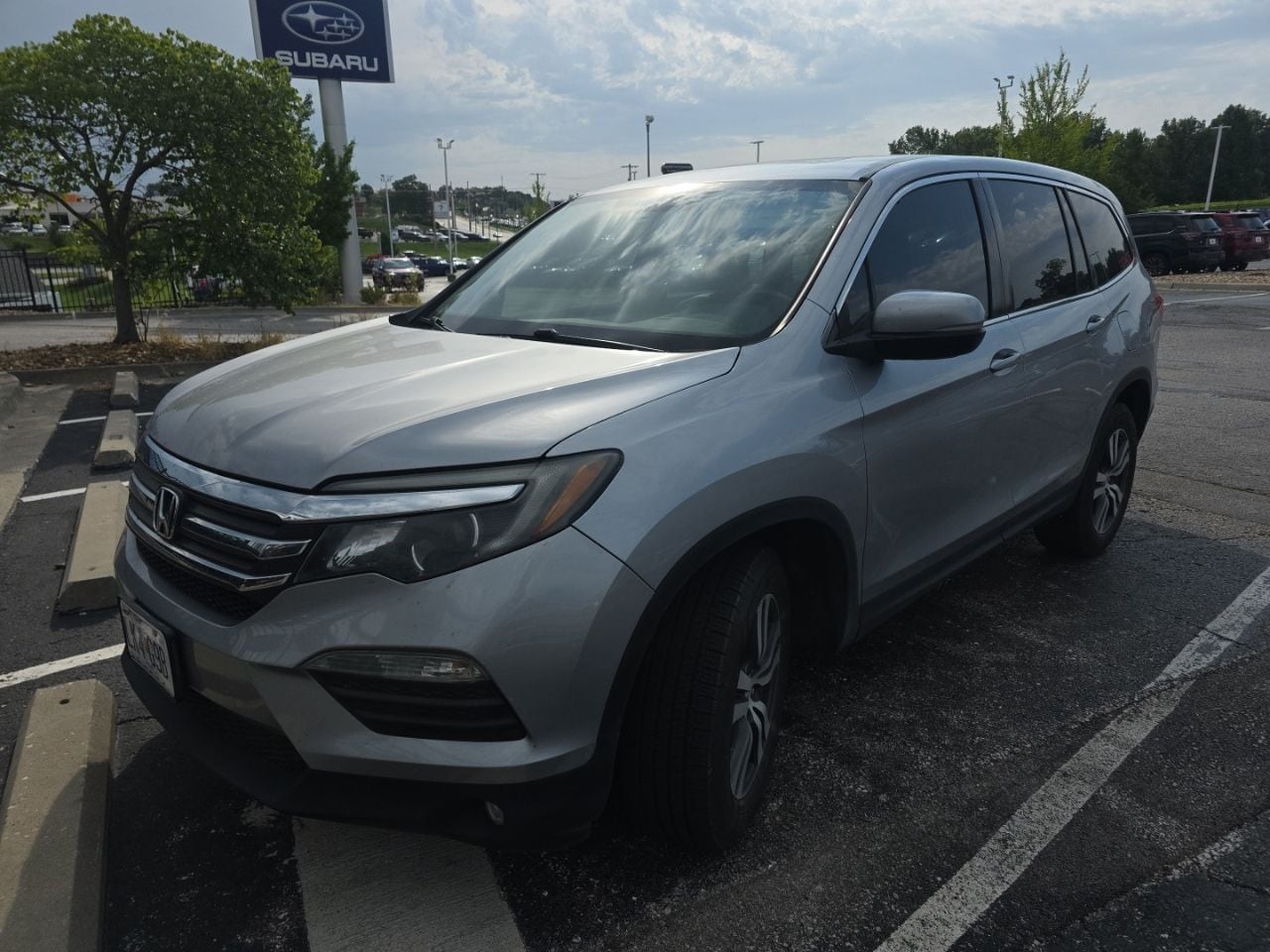 Used 2016 Honda Pilot EX-L with VIN 5FNYF6H73GB089676 for sale in Kansas City