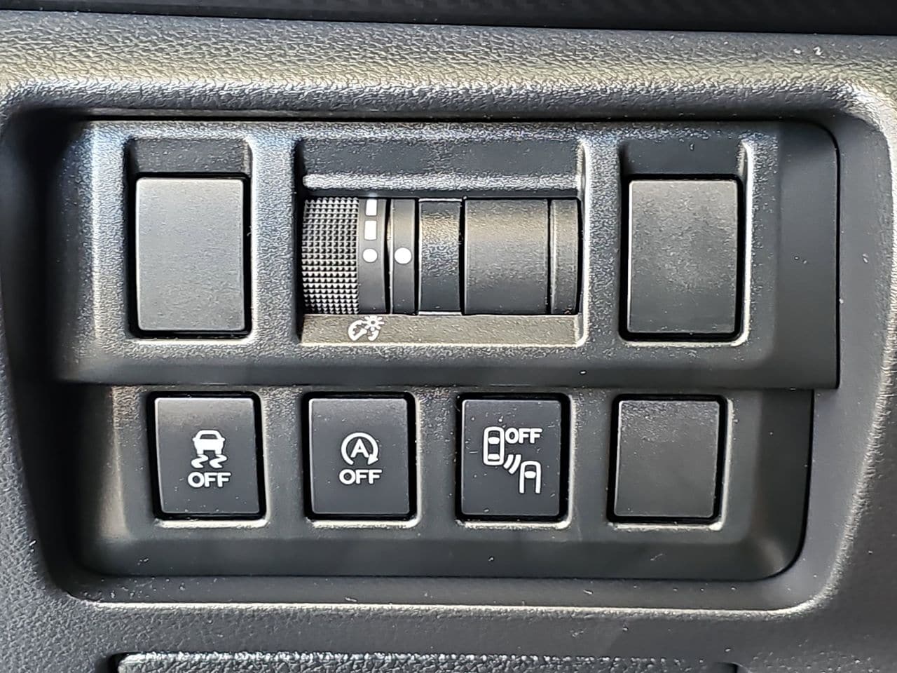 Used 2023 Cool-Gray Khaki Subaru Premium image 31