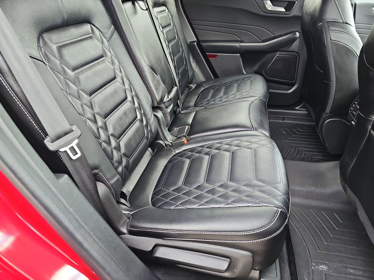 Used 2023 Red Metallic Ford Base image 18