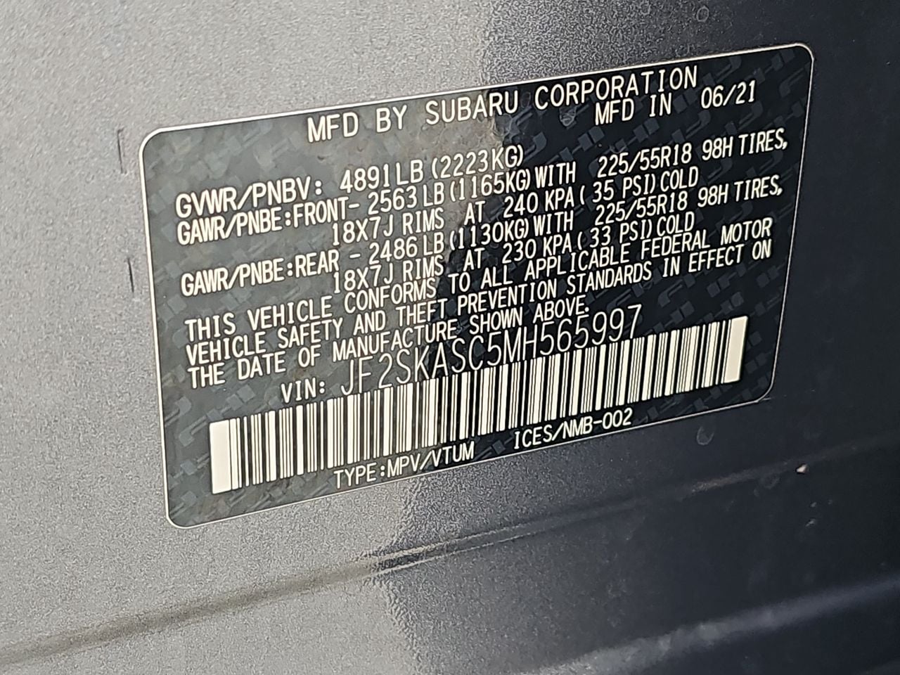 Used 2021 Magnetite Gray Metallic Subaru Limited image 43