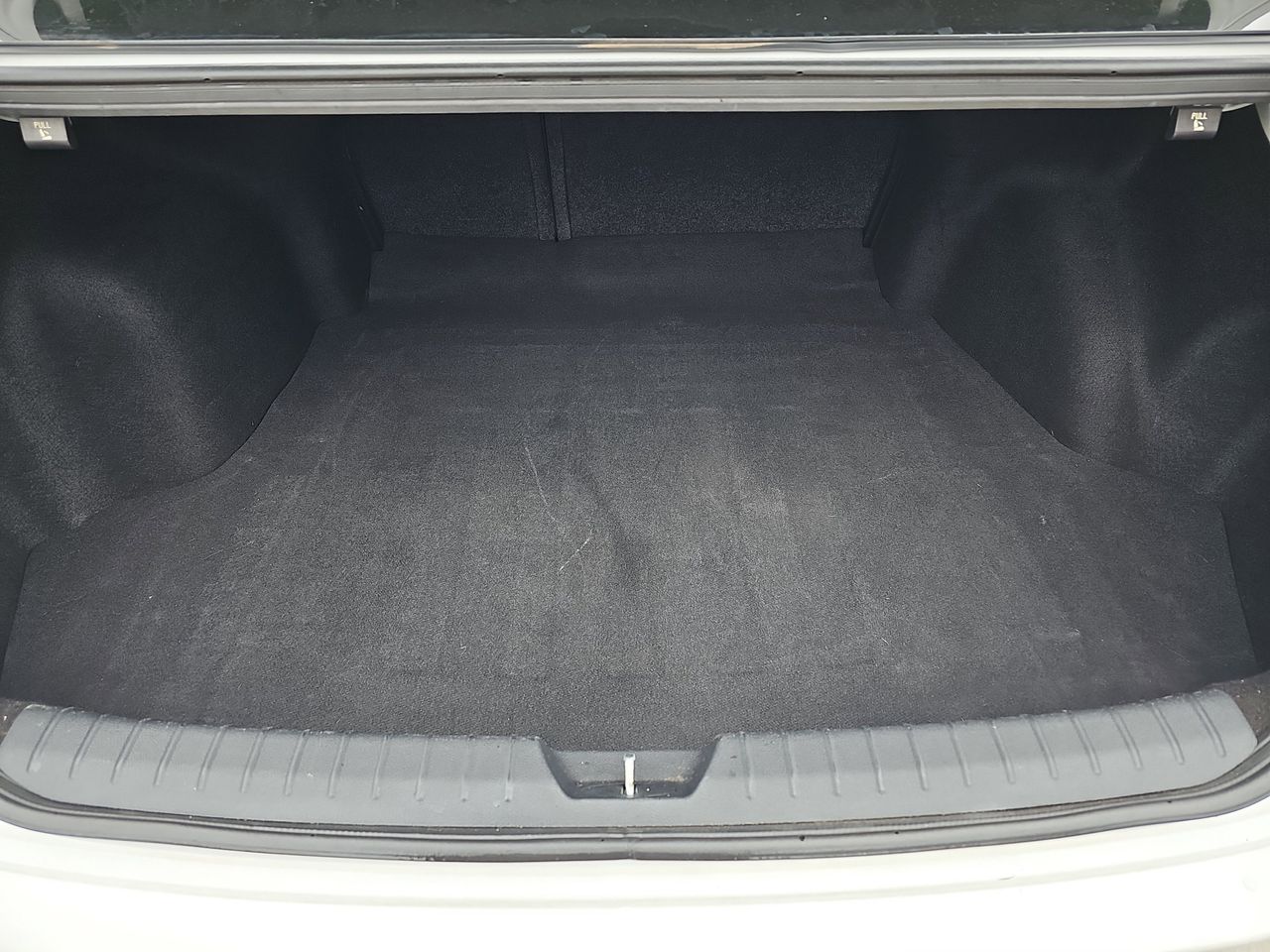 Used 2019 Snow White Pearl Kia LX image 15