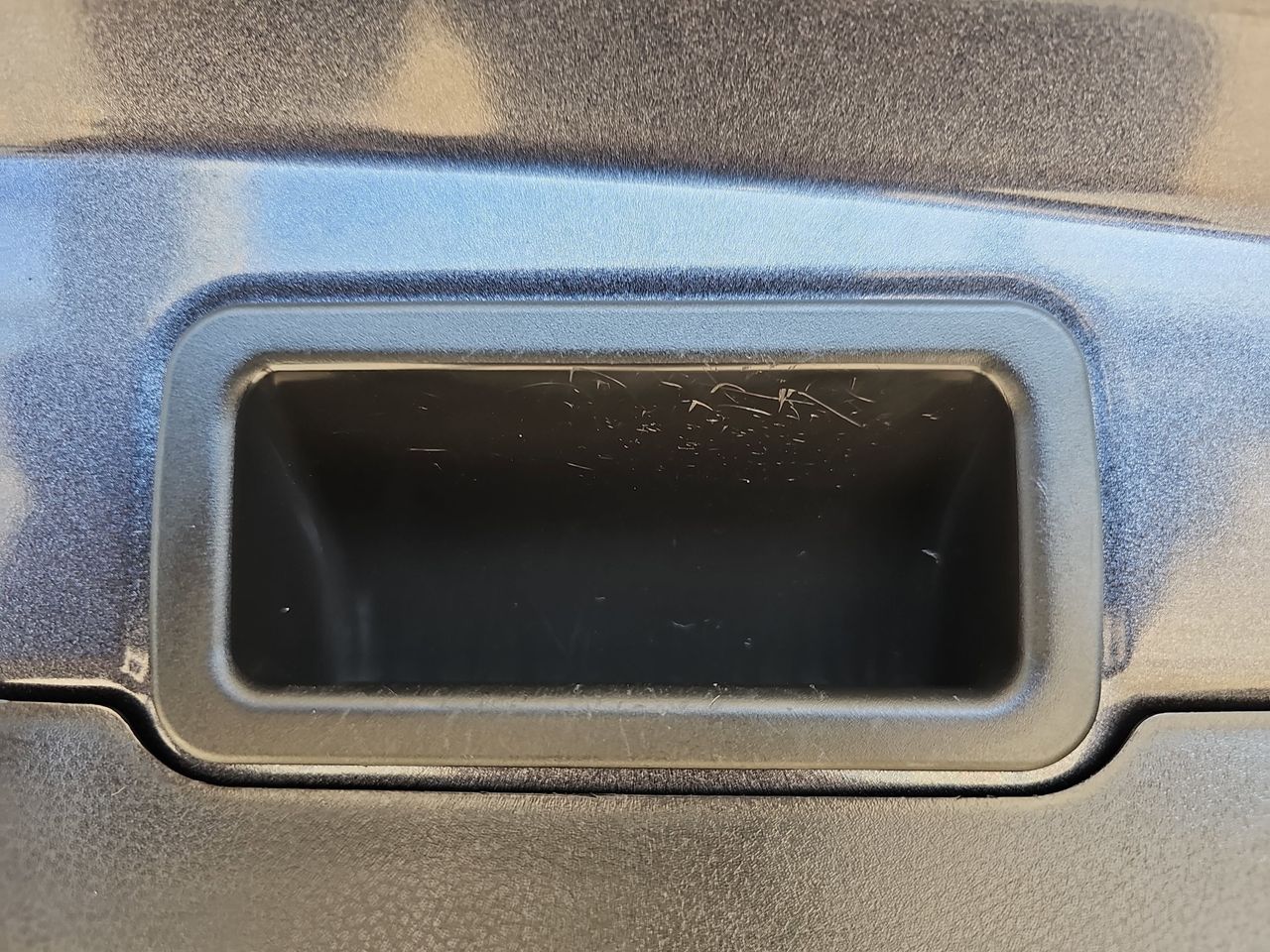 Used 2018 Dark Gray Metallic Subaru 2.0i Premium image 16