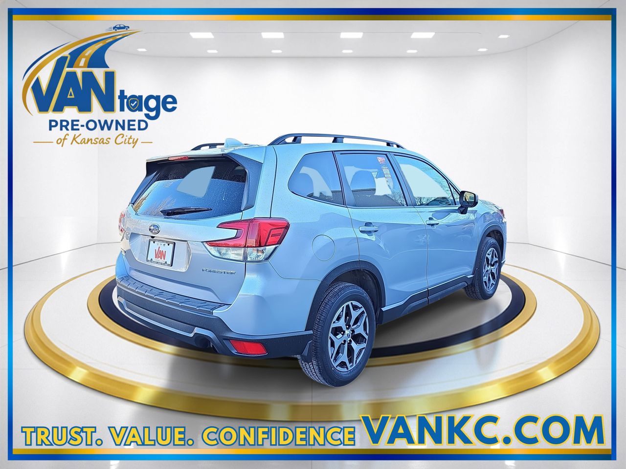 Certified Used 2023 Ice Silver Metallic Subaru Premium image 6