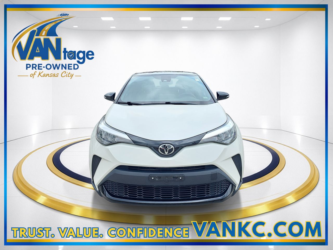 Used 2021 Blizzard Pearl w Black Roof Toyota Nightshade image 2