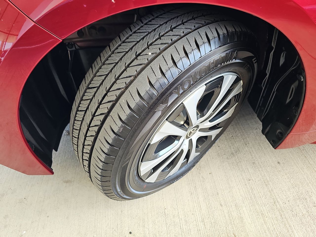 Used 2022 Ruby Flare Pearl Toyota LE image 36