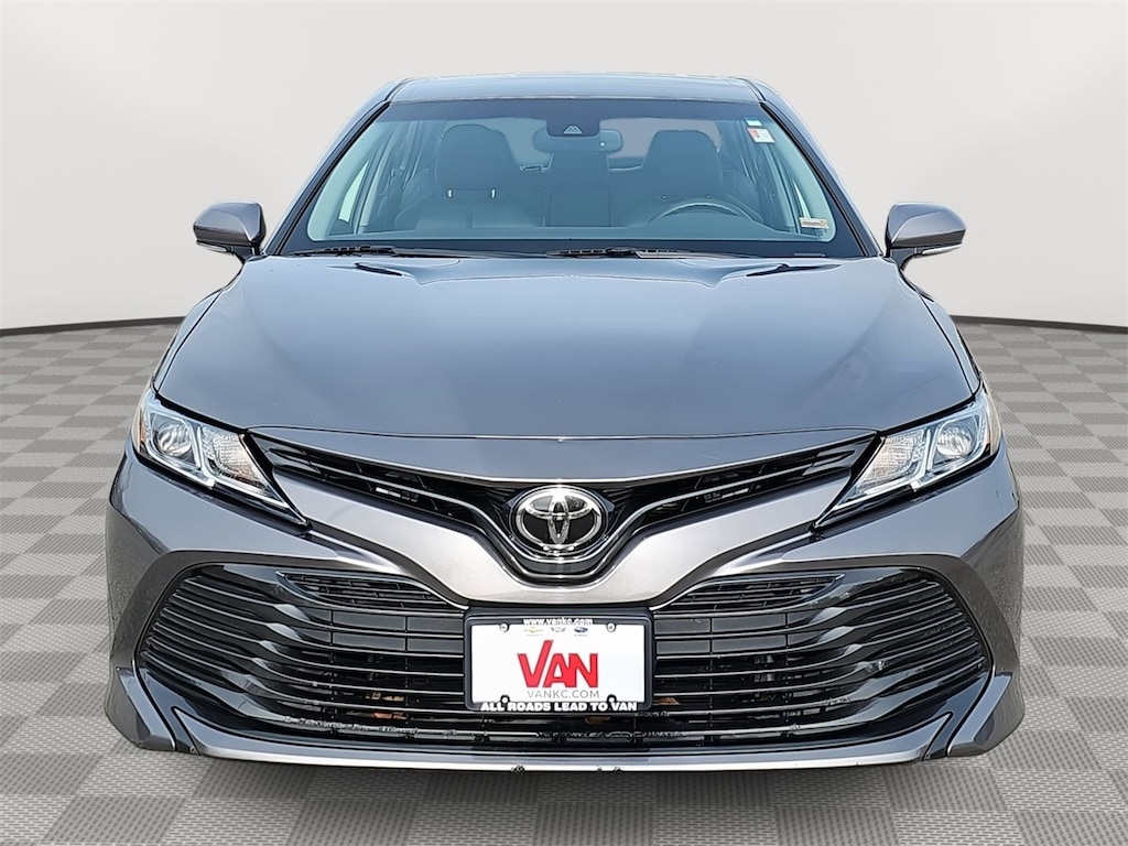Used 2018 Toyota Camry LE Sedan