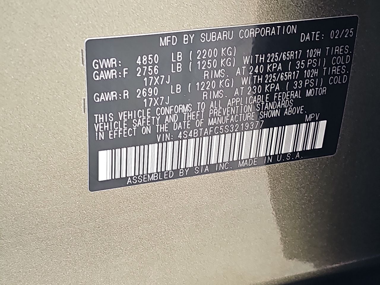 Certified Used 2025 Autumn Green Metallic Subaru Premium image 38