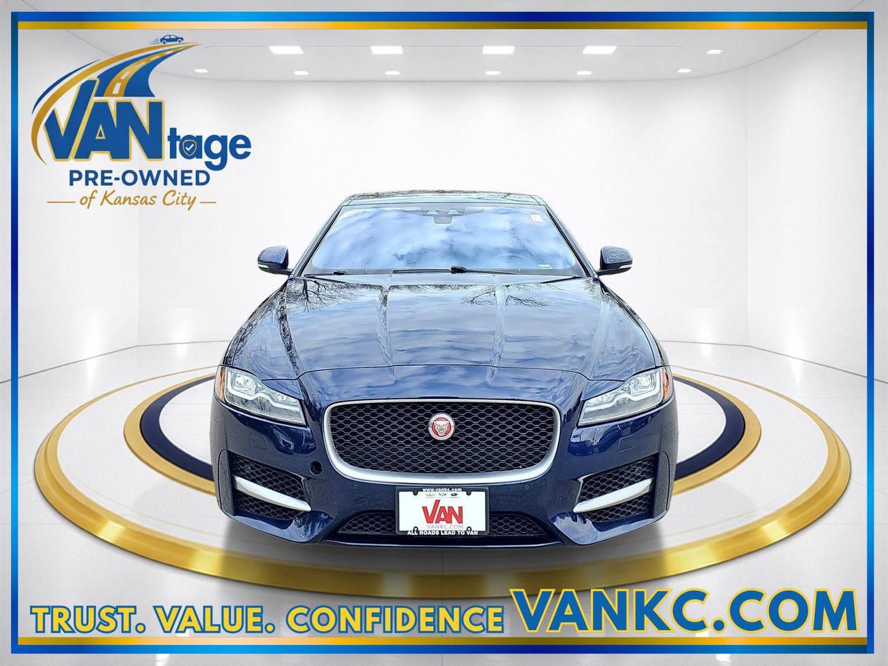 Used 2018 Jaguar XF R-Sport with VIN SAJBL4FX3JCY54610 for sale in Kansas City