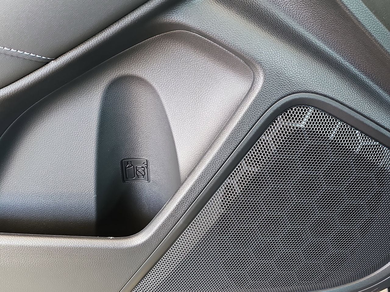 New 2025 Magnetite Gray Subaru Premium image 27