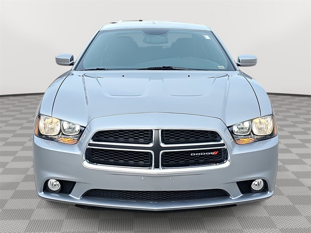 Used 2014 Dodge Charger SXT with VIN 2C3CDXHG8EH262464 for sale in Kansas City