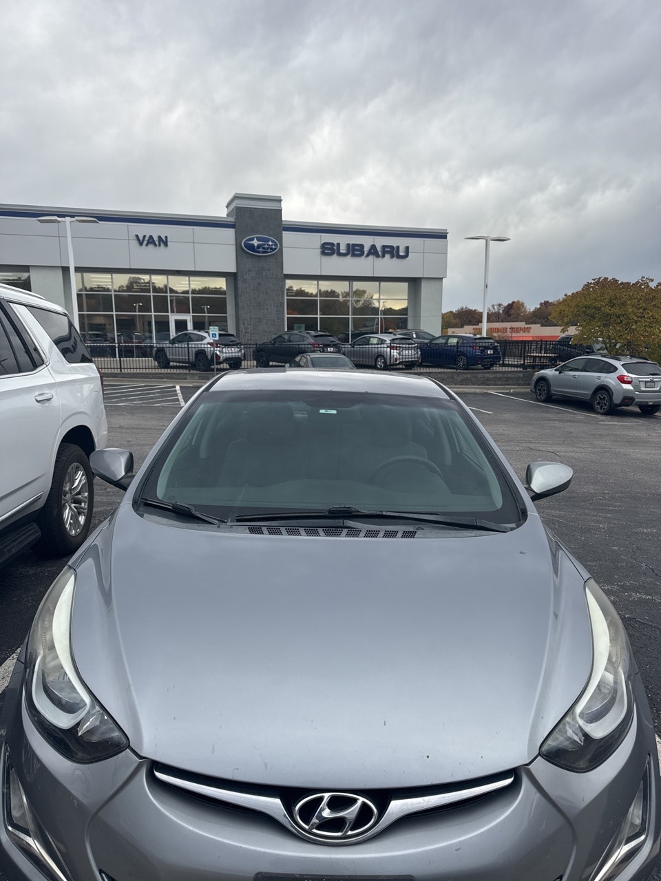 Used 2015 Hyundai Elantra SE with VIN 5NPDH4AE4FH610040 for sale in Kansas City