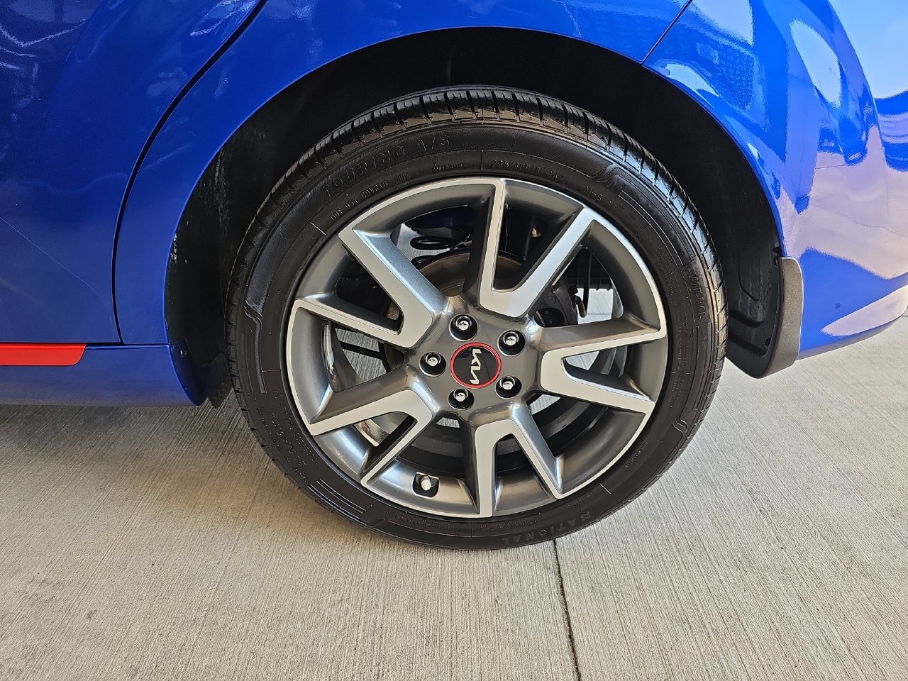 Used 2022 Neptune Blue Kia GT-Line image 40