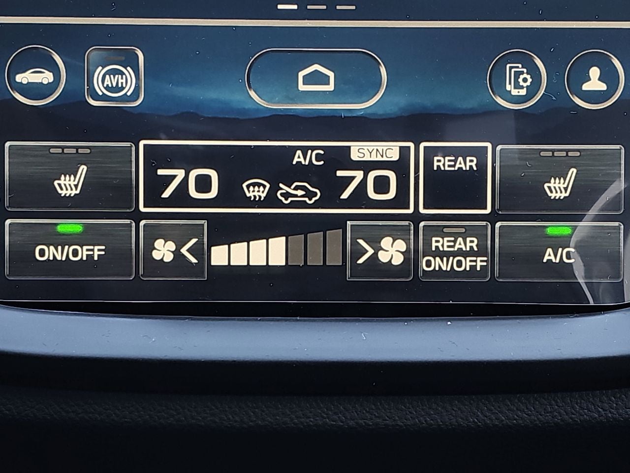 New 2026 Sapphire Blue Pearl Subaru Limited Bronze Edition 7-Passenger image 23