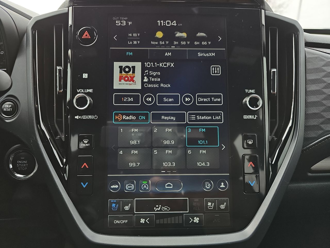 Used 2025 Crystal Black Silica Subaru Touring image 26