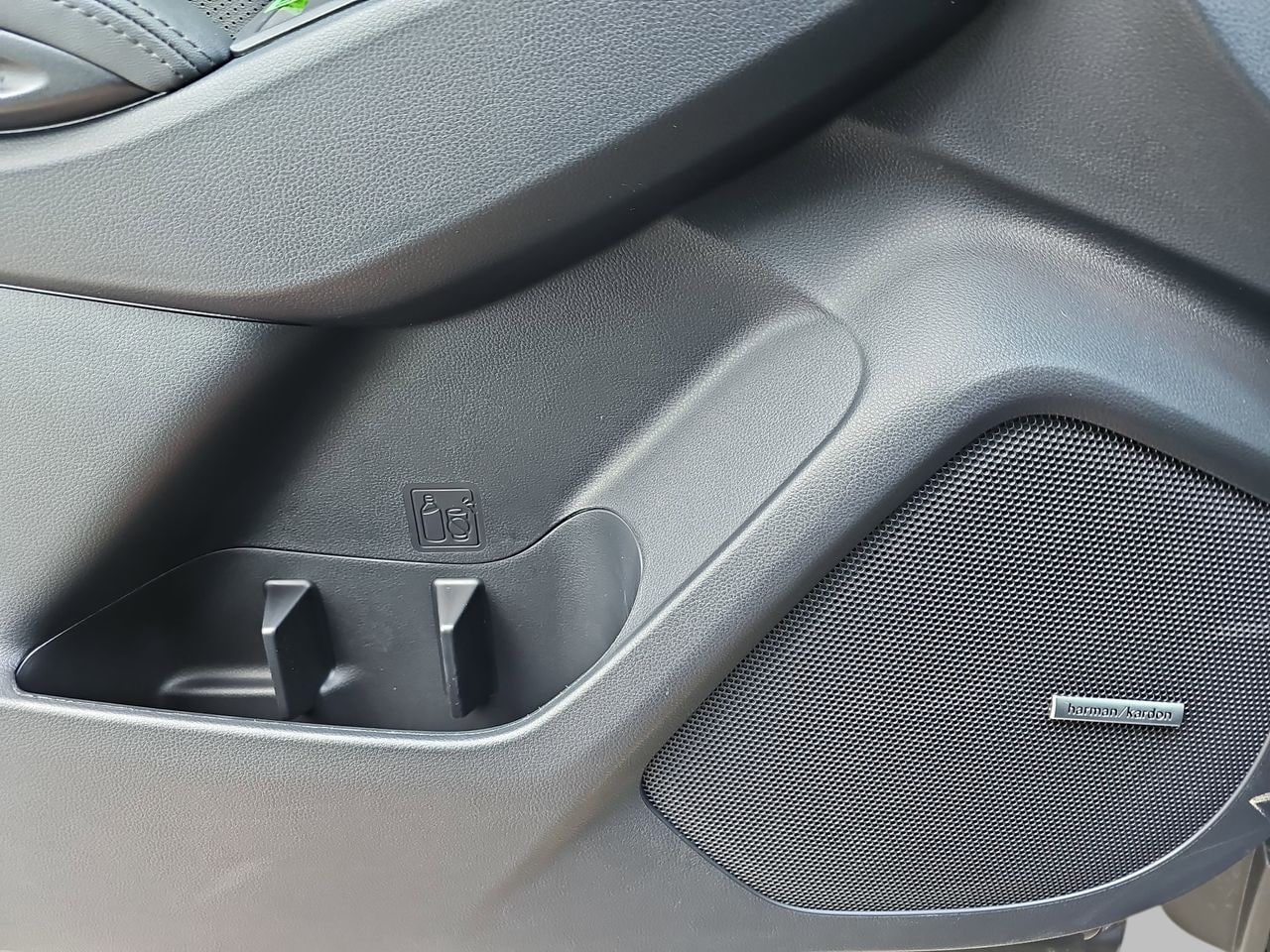 New 2026 Magnetite Gray Subaru Touring 7-Passenger image 31