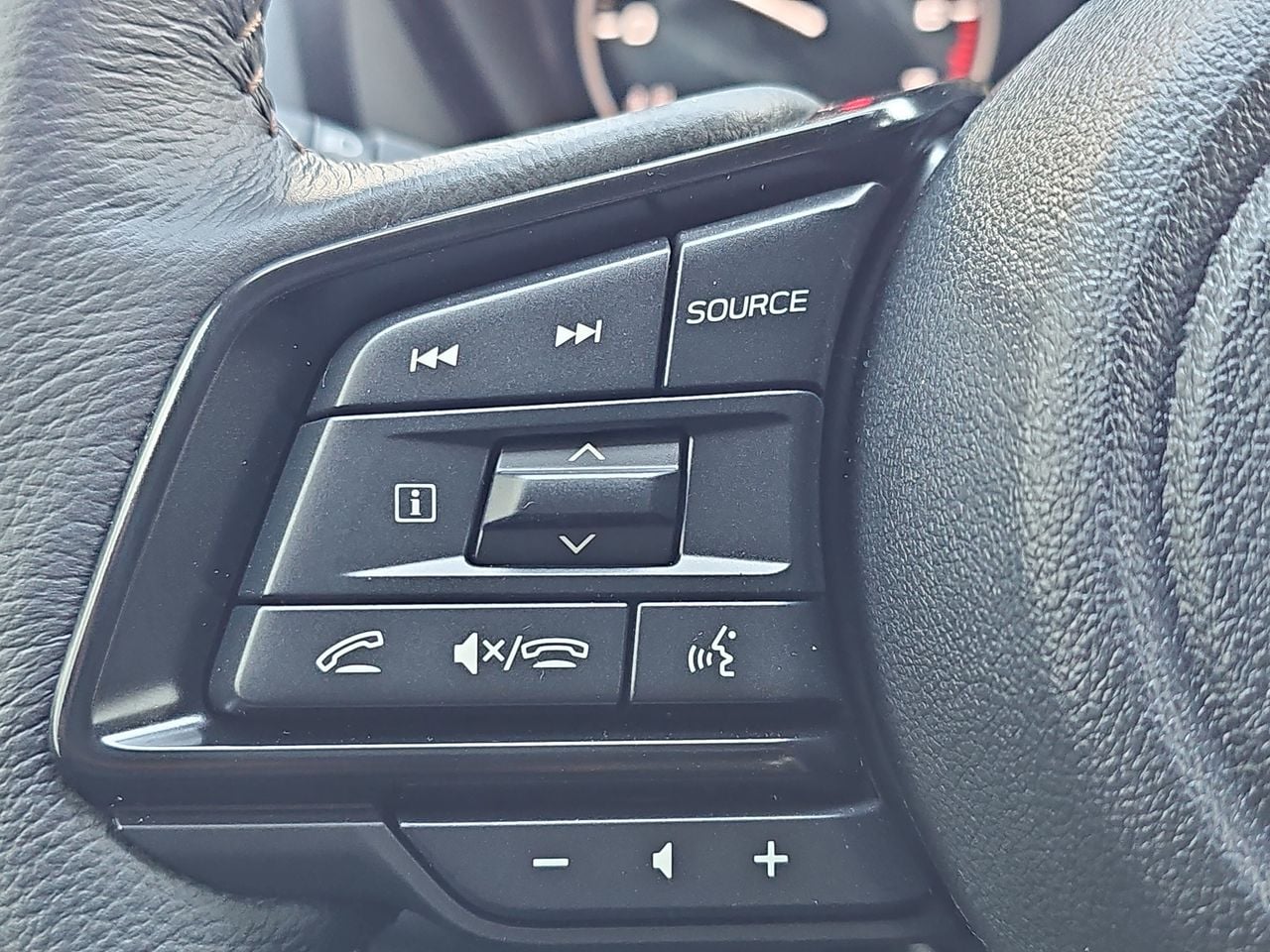 New 2026 Sapphire Blue Pearl Subaru Limited Bronze Edition 7-Passenger image 18