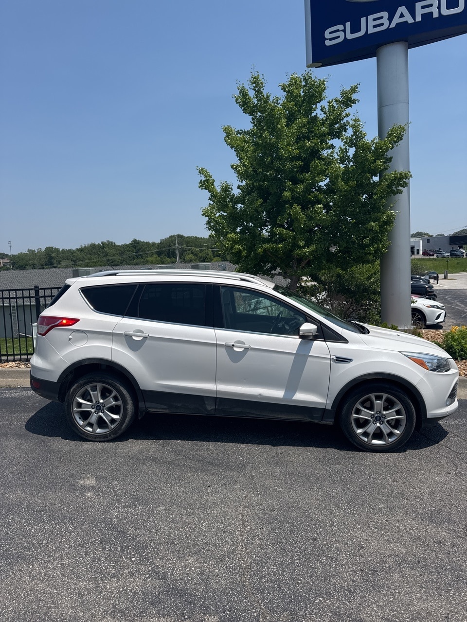 Used 2016 Ford Escape Titanium with VIN 1FMCU9J95GUB14965 for sale in Kansas City