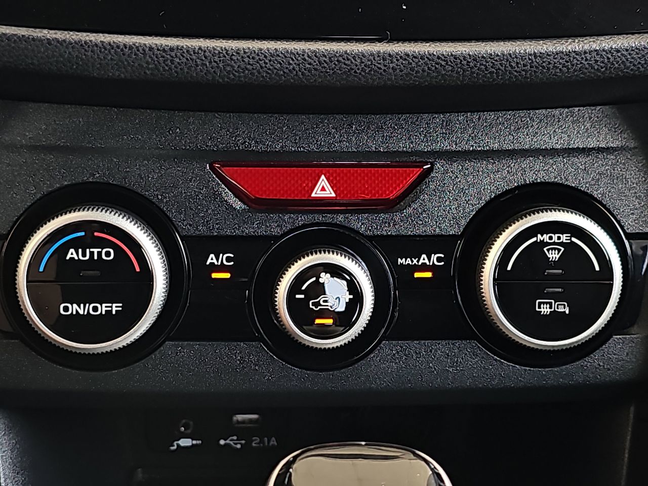 Used 2023 Cool-Gray Khaki Subaru Premium image 27