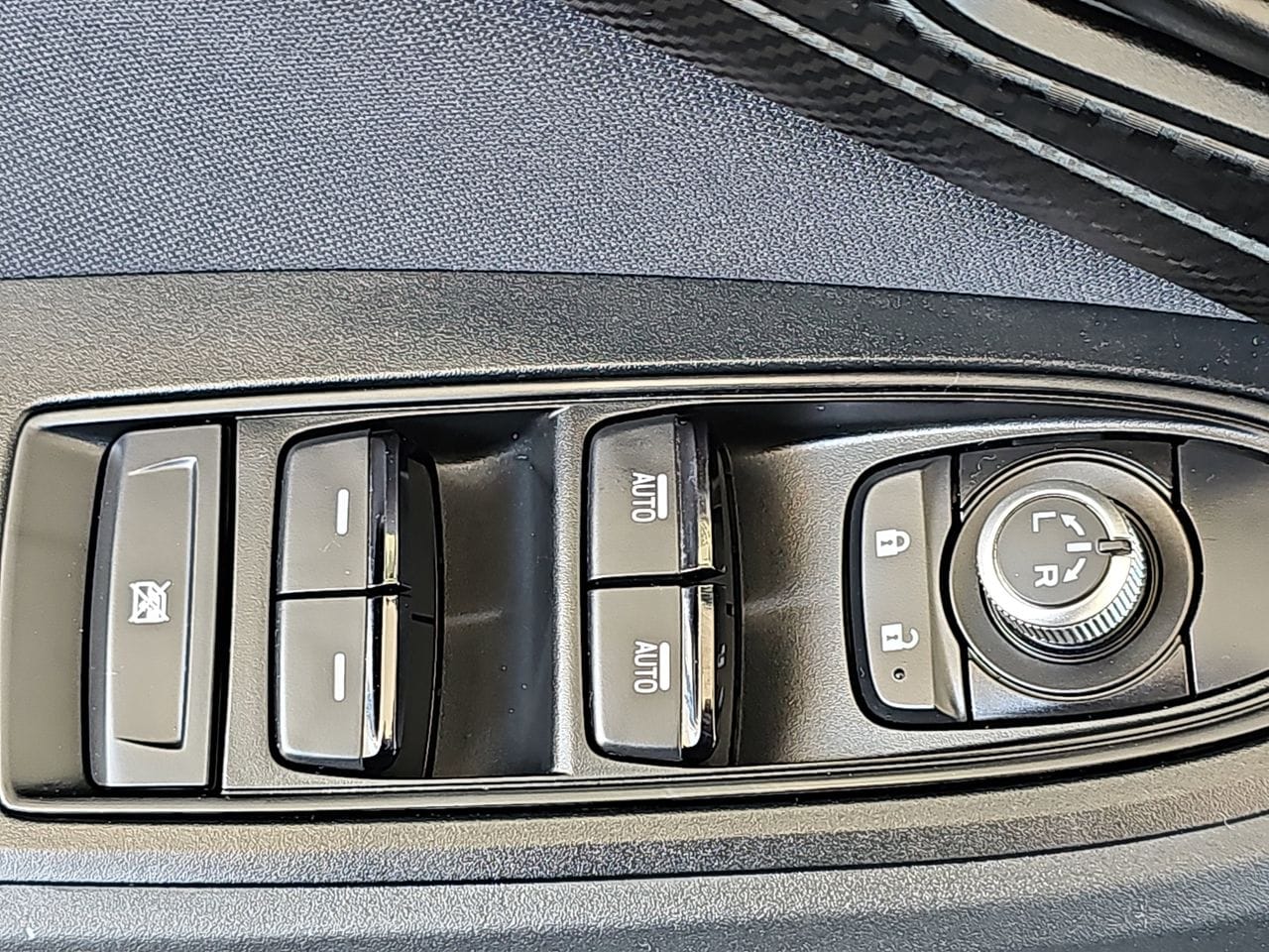 Used 2023 Cool-Gray Khaki Subaru Premium image 33