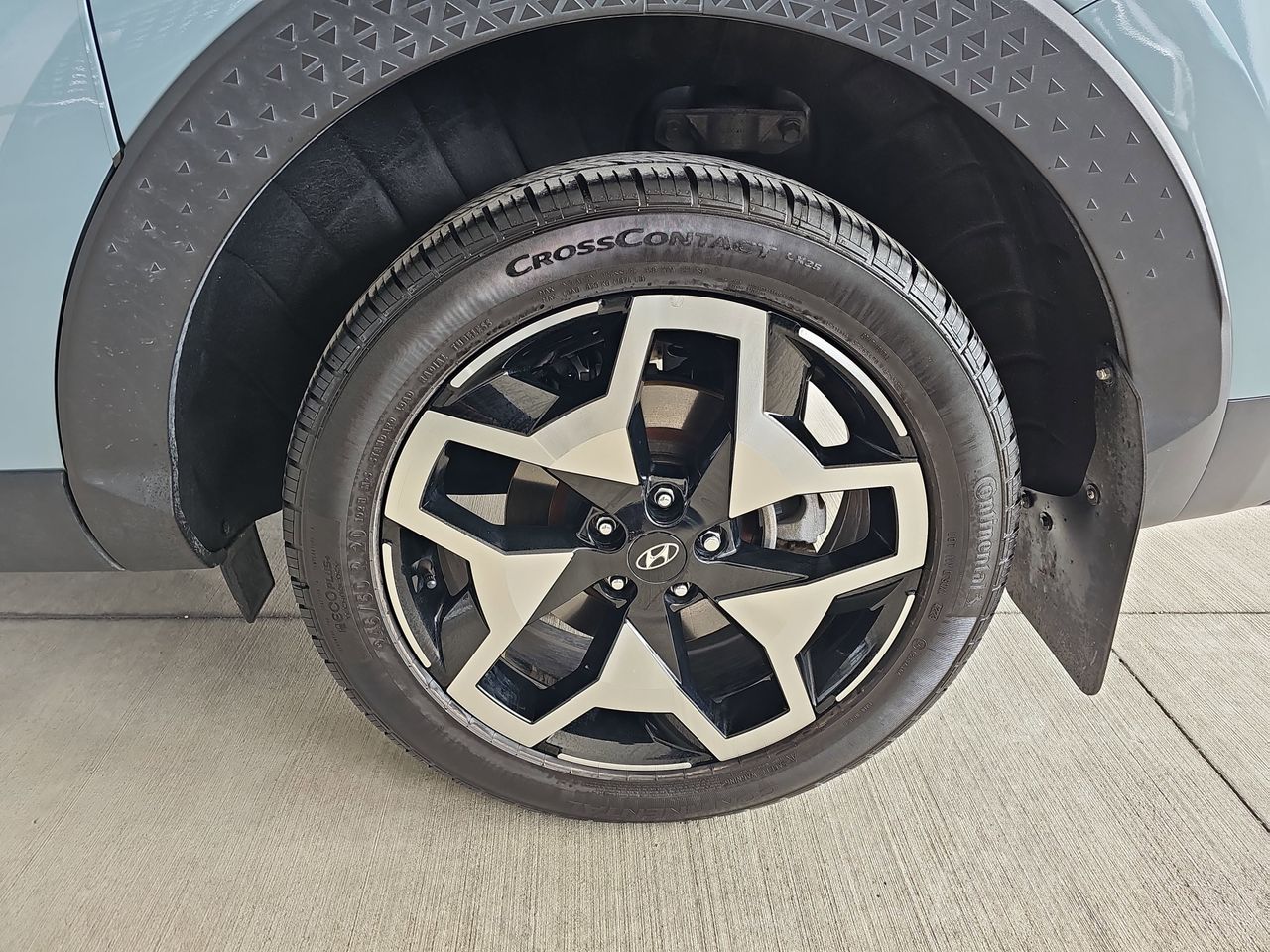 Used 2022 Blue Stone Hyundai Limited image 39