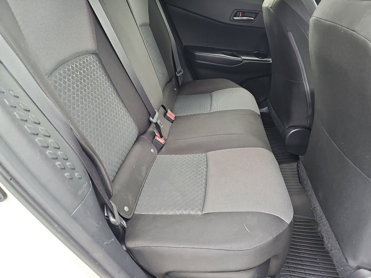 Used 2021 Blizzard Pearl w Black Roof Toyota Nightshade image 18